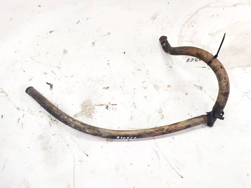 Mitsubishi Outlander 2003 Vandens slanga