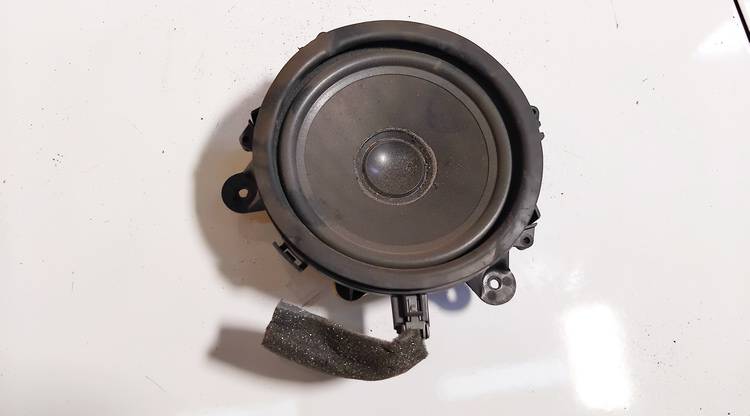 8651207 Volvo S40 2004 Speaker (audio)