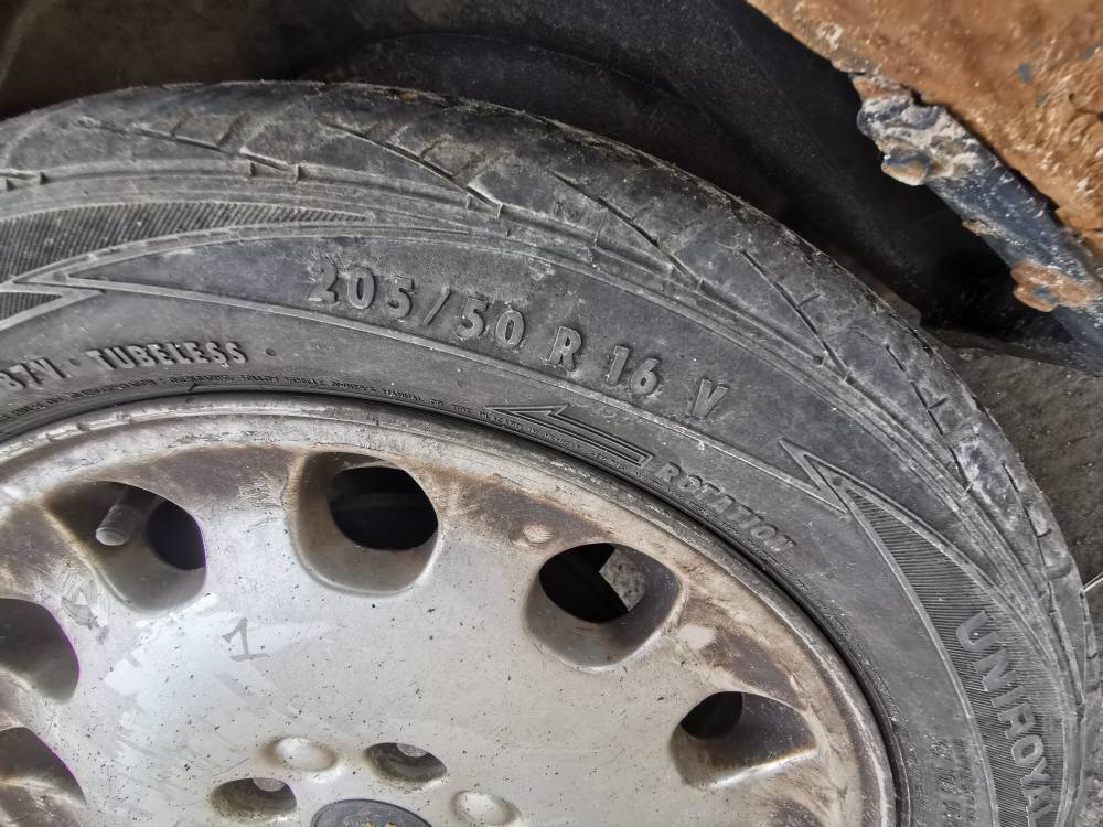 4X114.3 Volvo V40 2001 Räder-Kit R16 - Thumbnail 6