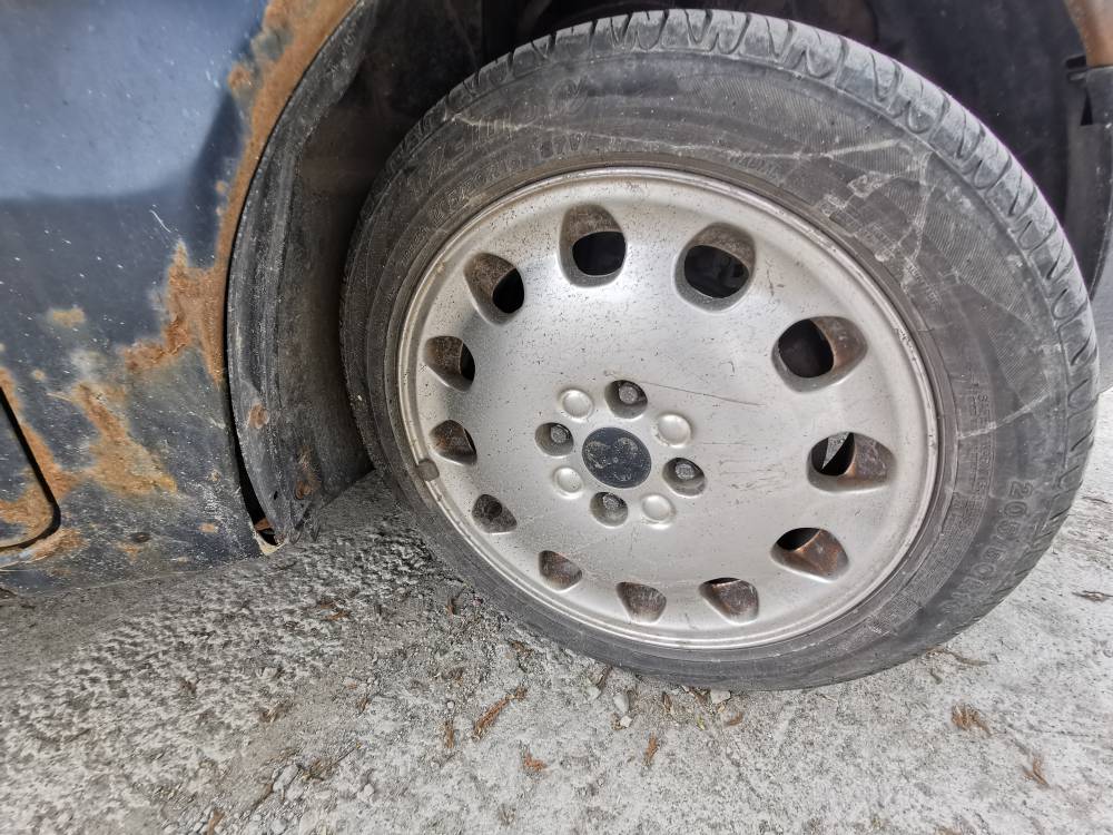 4X114.3 Volvo V40 2001 Räder-Kit R16 - Thumbnail 3