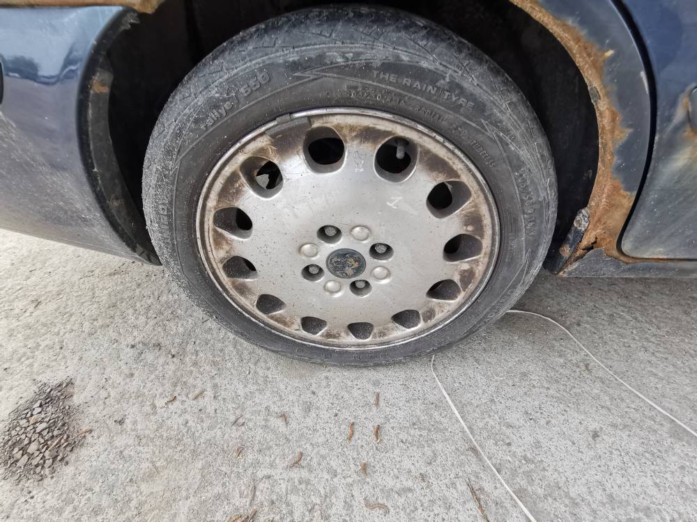 4X114.3 Volvo V40 2001 Räder-Kit R16 - Thumbnail 4