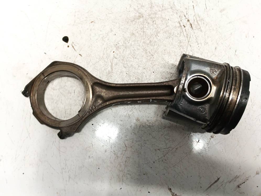 059J Audi Allroad 2001 Piston and Conrod (Connecting rod)