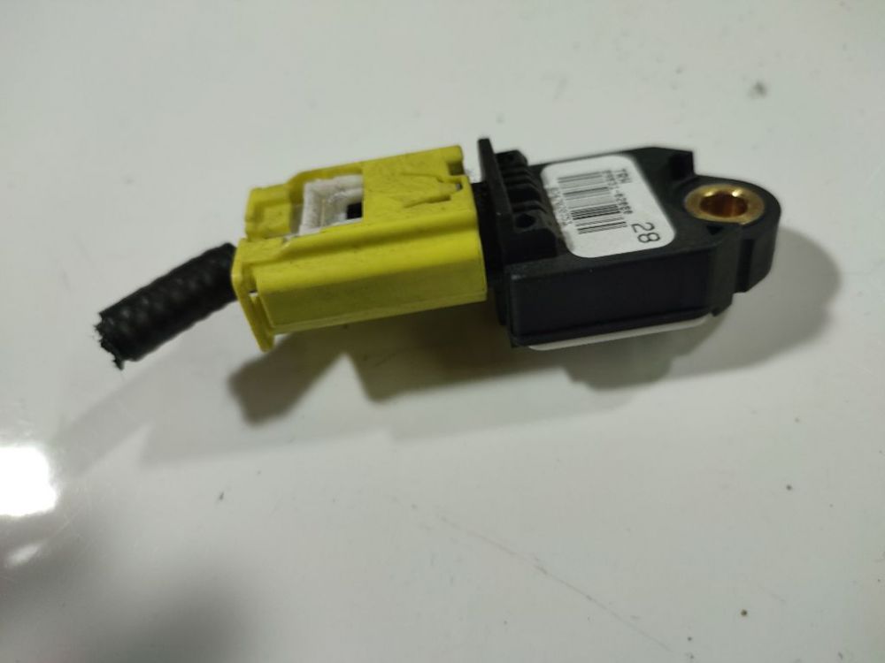 8983102080 Toyota Auris 2007 Srs Airbag crash sensor - Thumbnail 3