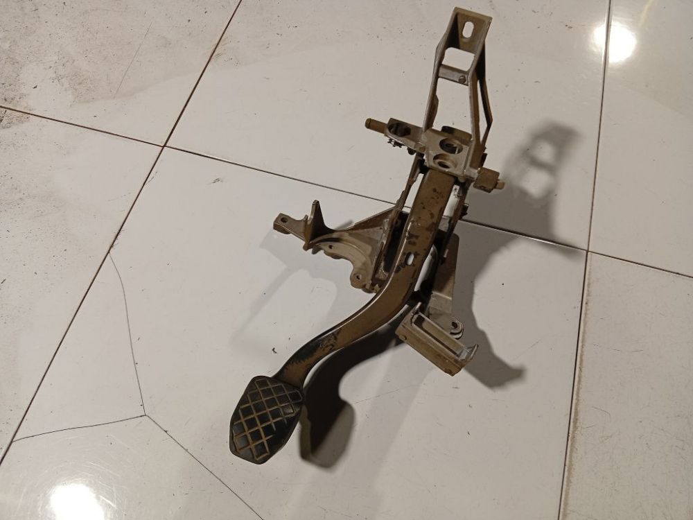 KTS12 Volkswagen Passat 1998 Pedał hamulca