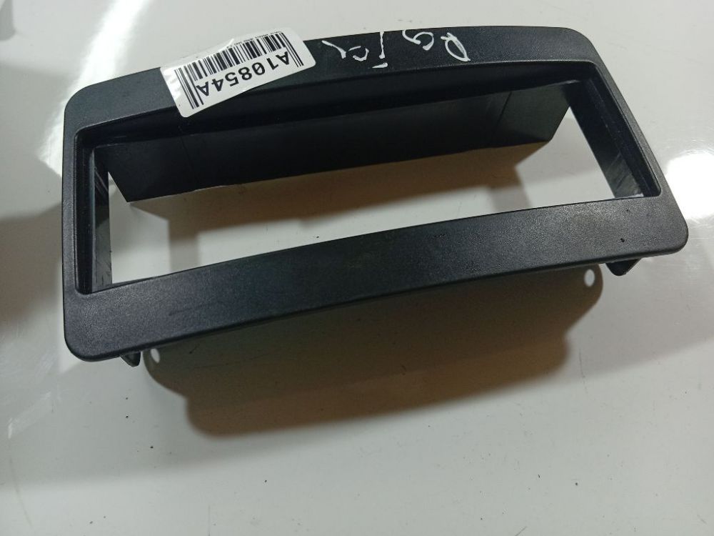 ISTR572194 Toyota Avensis Verso 2005 Interior trim