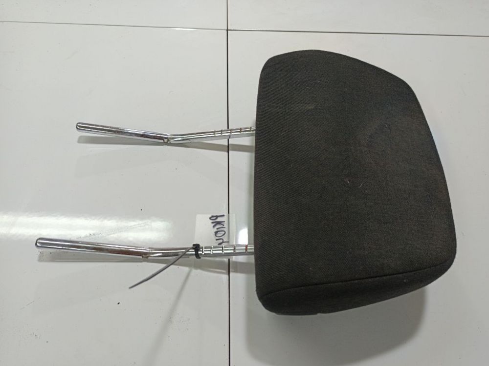 Opel Astra 2005 Seat headrest
