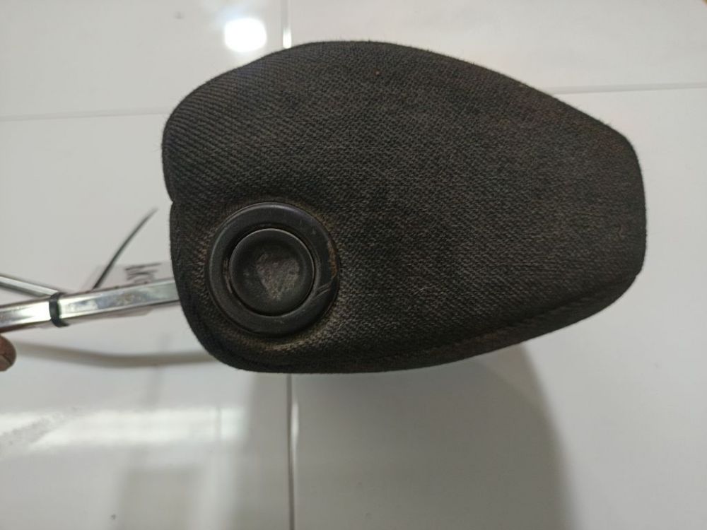 Opel Astra 2005 Seat headrest - Thumbnail 3