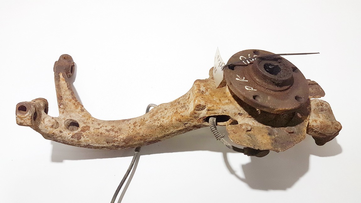 8D0407257S Volkswagen Passat 1997 Steering knuckle - FRONT LEFT