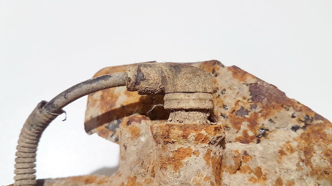 8D0927803 Volkswagen Passat 1997 ABS Sensor (ABS WHEEL SPEED SENSOR) - FRONT LEFT