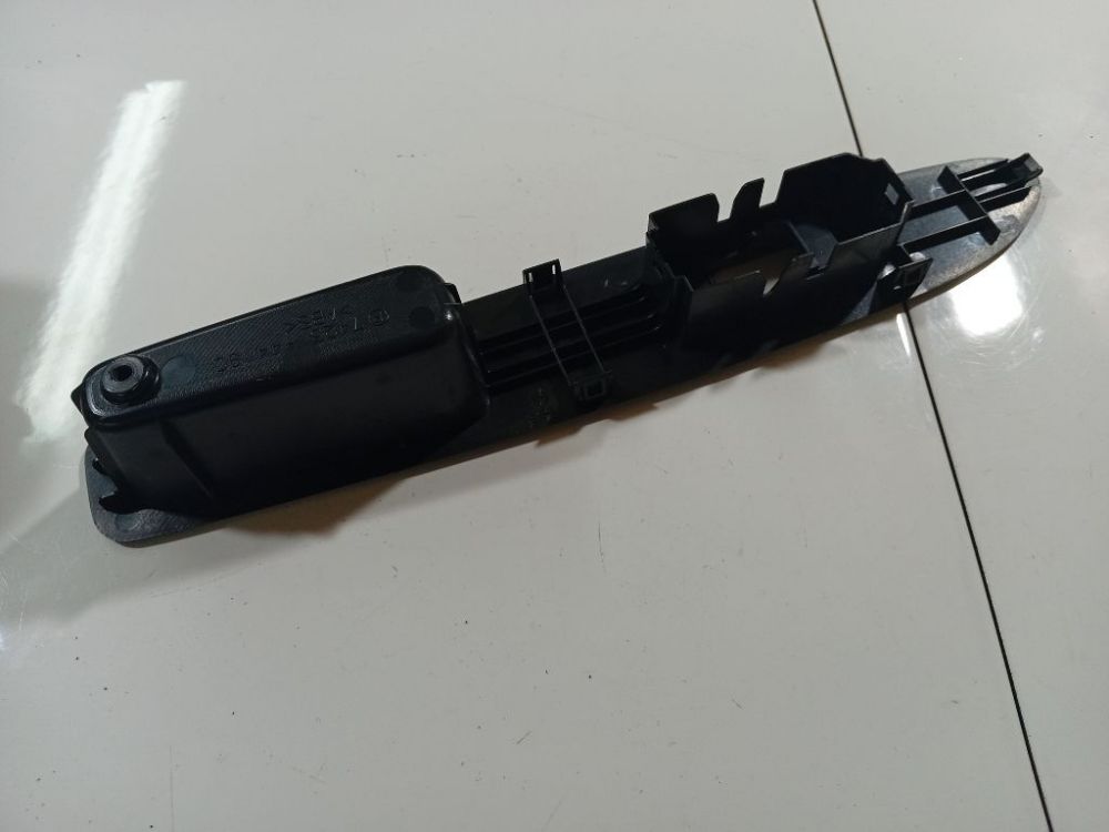 7423144190 Toyota Avensis Verso 2005 Power window control (Window Regulator-Window Switch) - Thumbnail 3