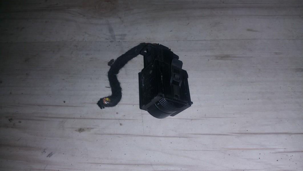 1U0941333C Skoda Octavia 2002 Headlight Range Control Light Controller Lighting