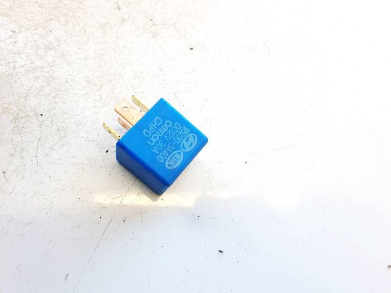 952102E000 Kia Ceed 2007 Relay module