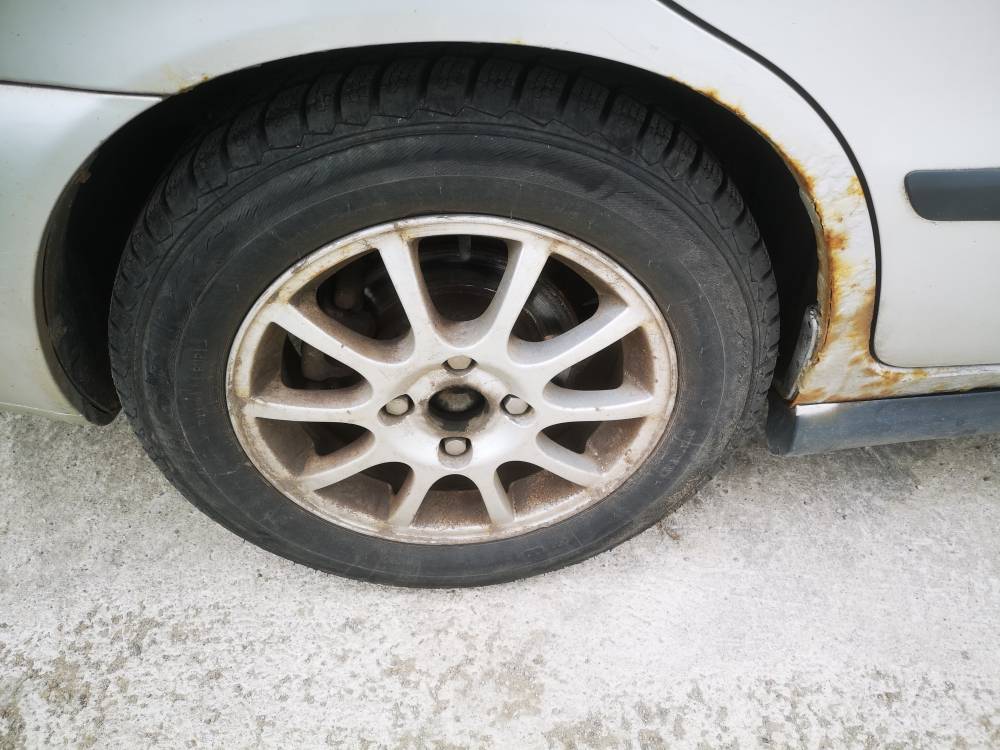 4X114.3 Volvo S40 2001 Räder-Kit R15 - Thumbnail 3