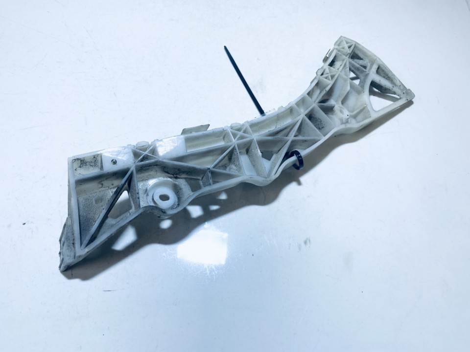 BP4K502H1 Mazda 3 2004 Bumper mounts (BUMPER BRACKET) - REAR RIGHT