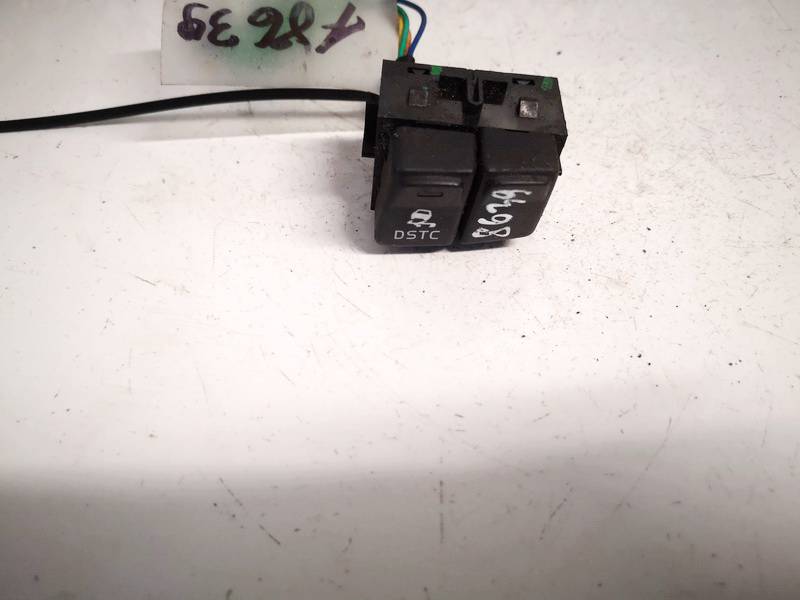 8691530 Volvo V50 2006 Przycisk kontroli trakcji