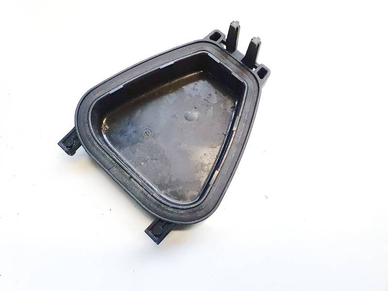 15443300 Volkswagen Passat 1999 Headlight bulb dust cover cap - FRONT - Thumbnail 3