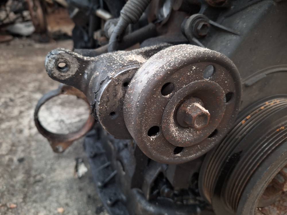 Toyota Corolla 2003 Jostas spriegotājs (sadales jostas spriegotājs) - Thumbnail 3