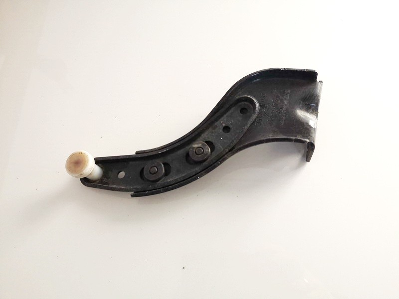 2K0843435B Volkswagen Caddy 2014 Stumdomu duru elementai (begiai, laikikliai)