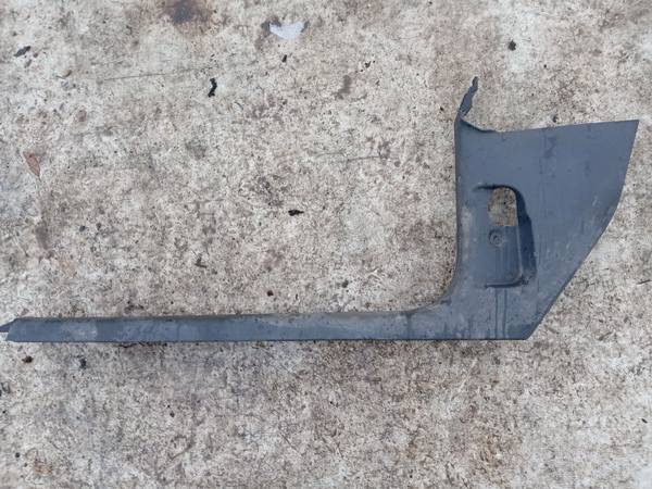 1T1863483C Volkswagen Touran 2005 Listwa wykończeniowa progowa wewnętrzna - PRZEDNIE LEWE