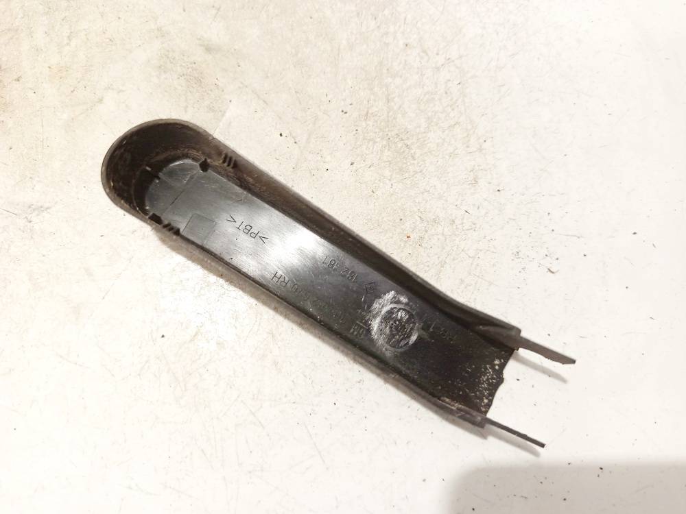 90582070 Opel Zafira 2003 Wykończenie wnętrza (plastikowe elementy) - Thumbnail 3