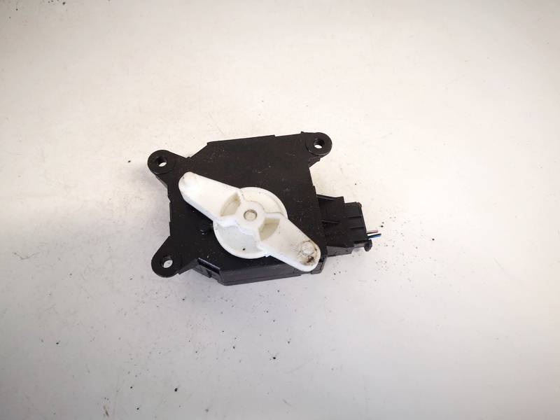 1000024010 Opel Vectra 2005 Actionneur moteur volet ventilateur chauffage - Thumbnail 2