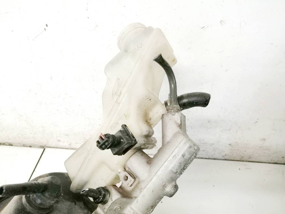 0204251172 Toyota Avensis 2004 Brake Master Cylinder