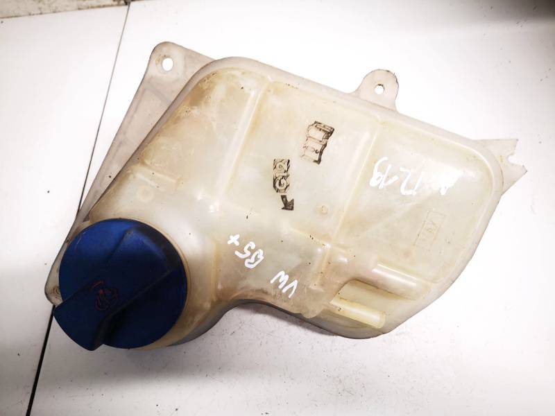 8D0121403L Volkswagen Passat 2004 Expansion Tank coolant (RADIATOR EXPANSION TANK BOTTLE )