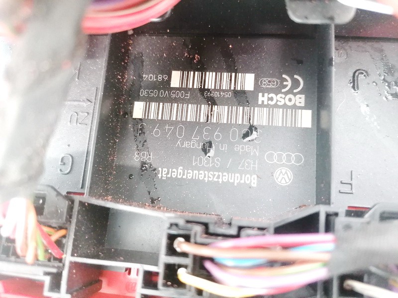 3C0937049J Volkswagen Passat 2006 Fuse box - Thumbnail 3