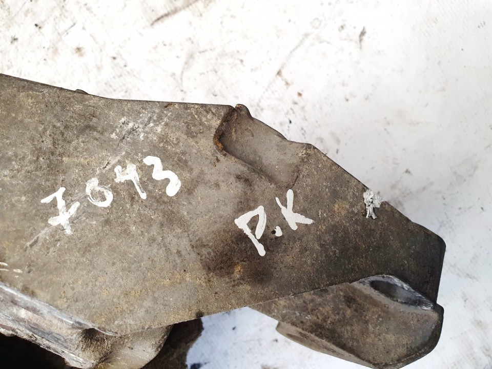 8E0199351 Audi A4 1998 Ātrumkārbas kronšteins - Thumbnail 2