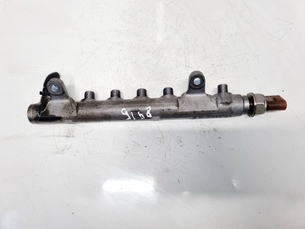 03L130089 Volkswagen Golf 2009 Fuel injector rail (injectors)(Fuel distributor)
