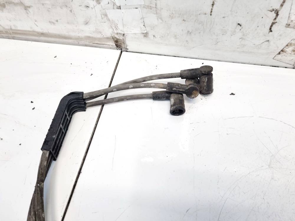 Ford Mondeo 1996 Zvaklaidziai (aukstos itampos laidas) - Thumbnail 3