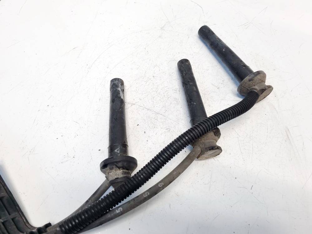 Ford Mondeo 1996 Zvaklaidziai (aukstos itampos laidas) - Thumbnail 2