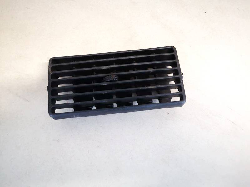 1J0819755B Volkswagen Golf 2000 Dash Vent (Air Vent Grille)
