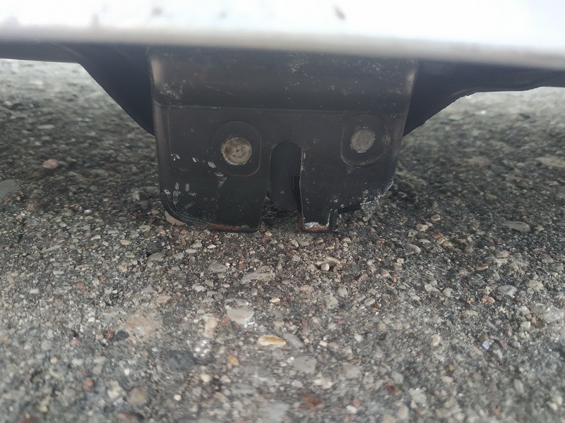 Alfa-Romeo 147 2001 Galinio Dangcio spyna G. (kapoto)