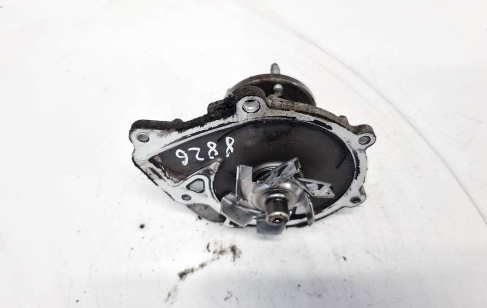 Toyota Land Cruiser 2008 Водяной насос, помпа