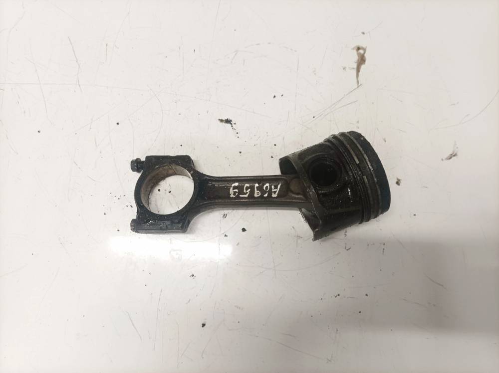 Subaru Forester 2002 PISTON, Pistón con biela