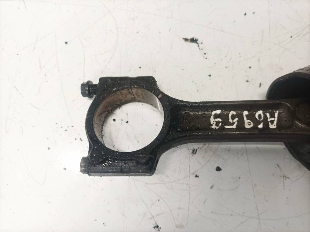 Subaru Forester 2002 Piston and Conrod (Connecting rod) - Thumbnail 3