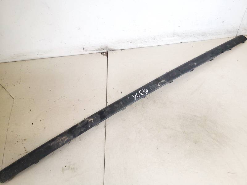 1M5807425 Seat Toledo 2000 Bamperio moldingas P.