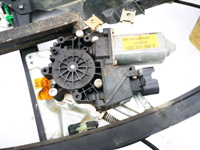 8D0837398B Audi A4 1995 Durvju loga pacēlāja motors - PRIEKŠA PA LABI