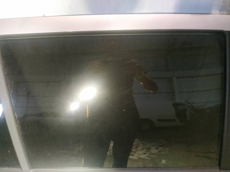 AS2 Opel Zafira 2005 Durvju stikls - AIZMUGURE PA LABI