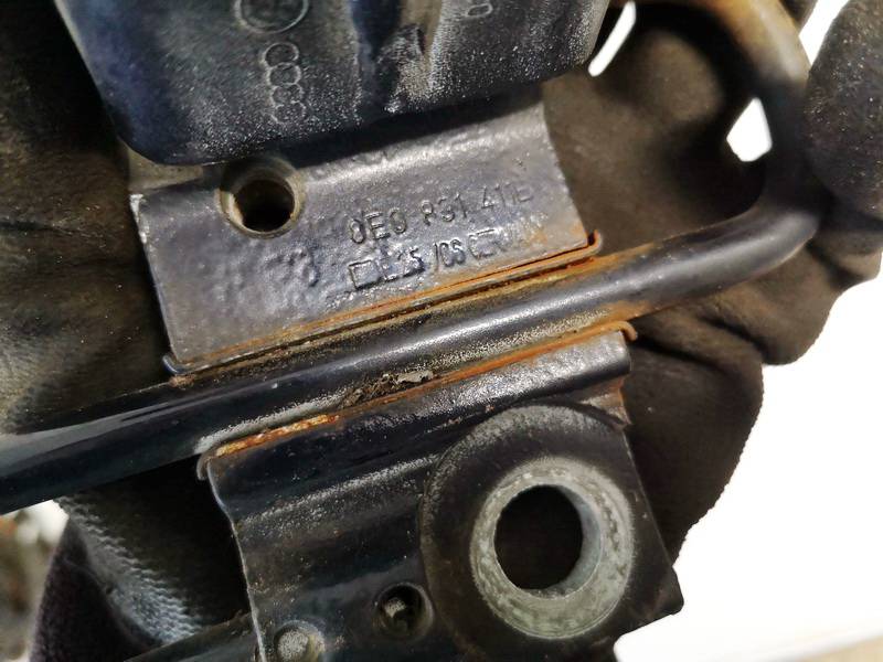 8E0831411B Audi A6 2006 Door Hinge - FRONT - Thumbnail 3