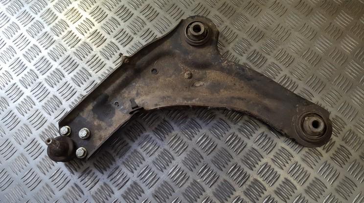 Renault Laguna 2001 Brazo de suspensión delantero - DELANTERO IZQUIERDO