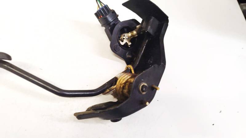 Toyota Corolla Verso 2004 Accelerator throttle pedal (potentiometer) - Thumbnail 2