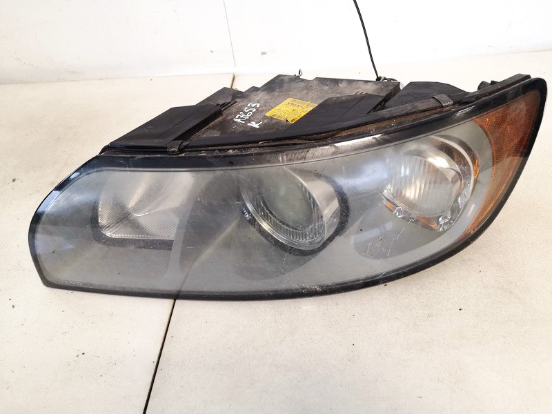 30698885 Volvo V50 2006 Headlight - FRONT LEFT