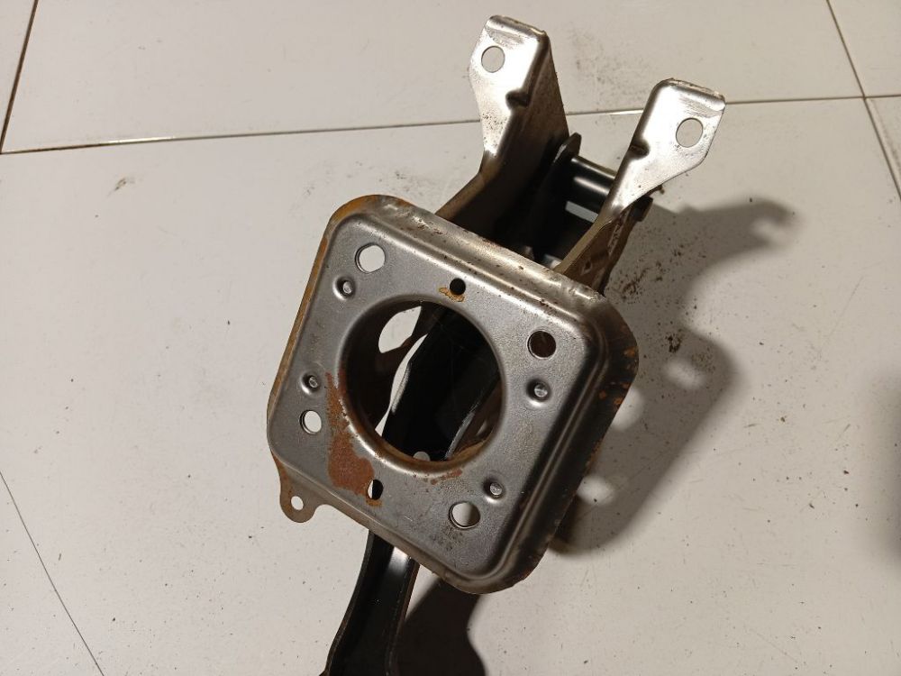 Skoda Superb 2011 Pedalwerk Bremspedal Pedalhalter Kupplungspedal - Thumbnail 4