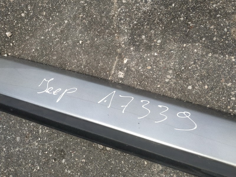 PILKOS Jeep Grand Cherokee 2006 Durvis - AIZMUGURE PA LABI - Thumbnail 3