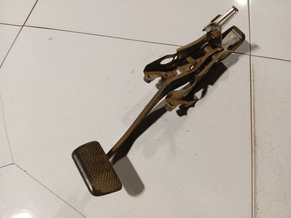 Toyota Corolla 2010 Pedal work, Brake pedal, Pedal bracket, Clutch pedal