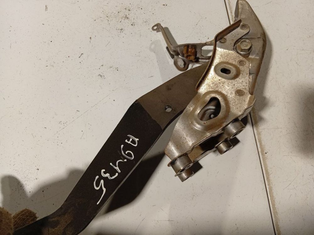 Toyota Corolla 2010 Pedal work, Brake pedal, Pedal bracket, Clutch pedal - Thumbnail 4