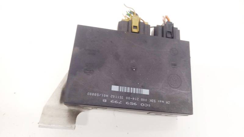 1C0959799B Volkswagen Golf 2004 General Module Comfort Relay (Unit)