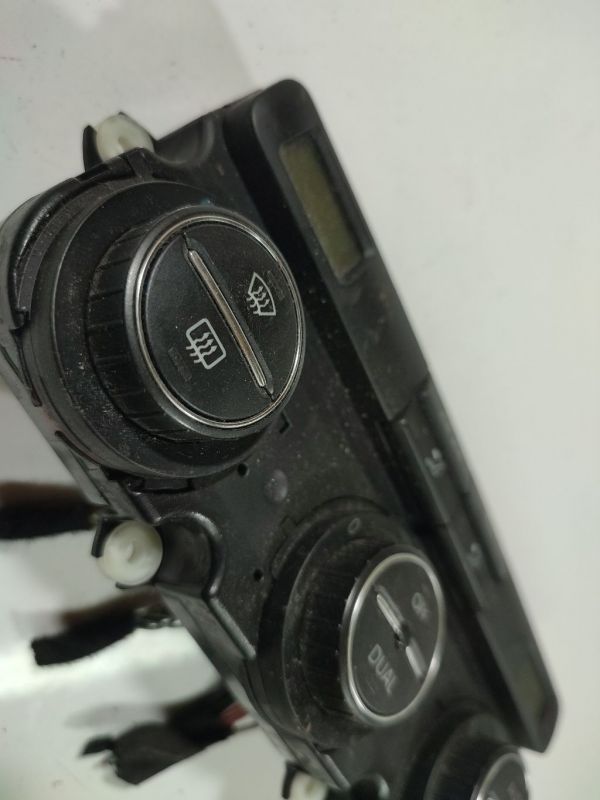 Volkswagen Passat 2007 Commande chauffage - Thumbnail 2